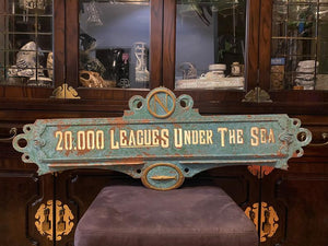 20,000 Leagues Under The Sea Prop Decor + USB Lighting - Large 3 Foot Version