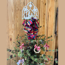 Load image into Gallery viewer, Manger Scene Christmas Tree Topper
