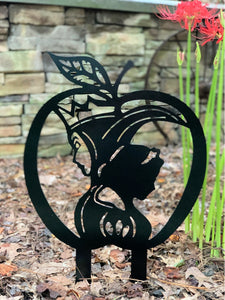 Snow White + Evil Queen-Inspired Large 24" Garden Decor w/ Stakes - FREE SHIPPING